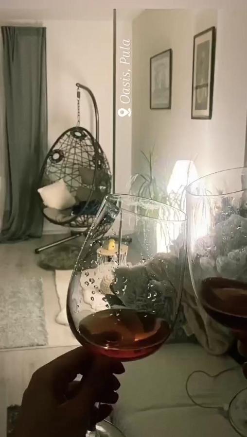 Oasis Apartment Pula Bagian luar foto